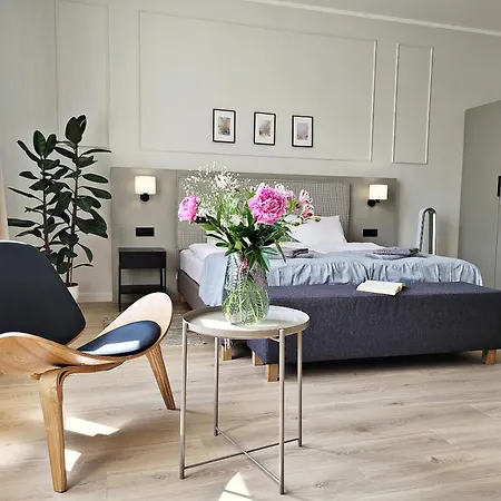 Aparthotel Anny 5