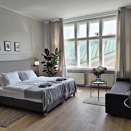 Aparthotel Anny 5 *