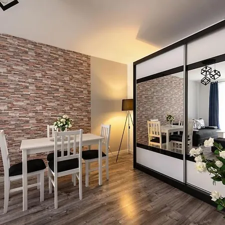 Apartament Elegance 2 Pokoje, Balkon, Srodmiescie *