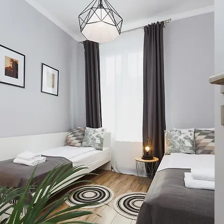 Two Bedroom - Rzeszowska 4 Apartment