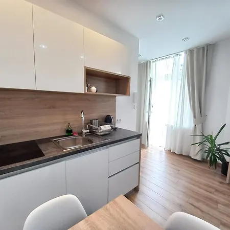 Old Town Apartmens - B33 * Kraków