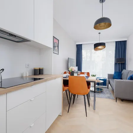 Klimatyzowane W Centrum Krakowa Z Parkingiem I Biurkiem By Renters Prestige * Krakow