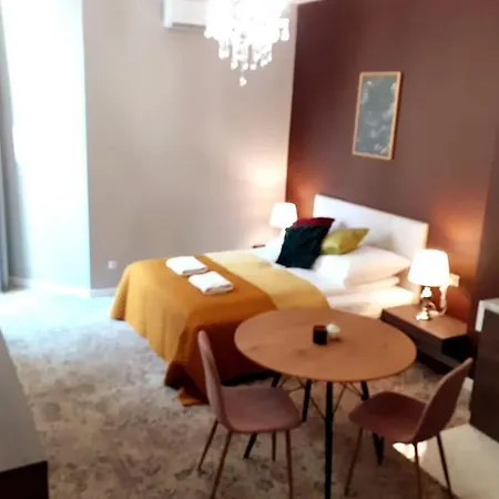 Luxury - Rakowicka 6 * Krakow