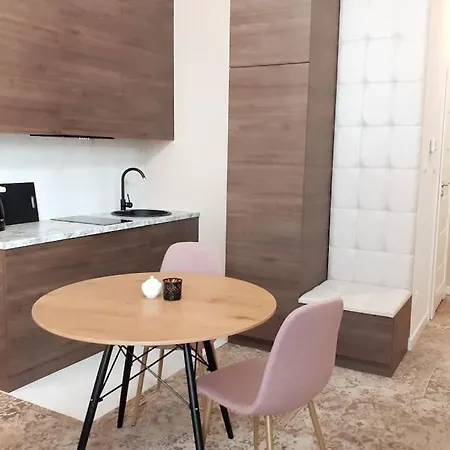 Luxury - Rakowicka 6