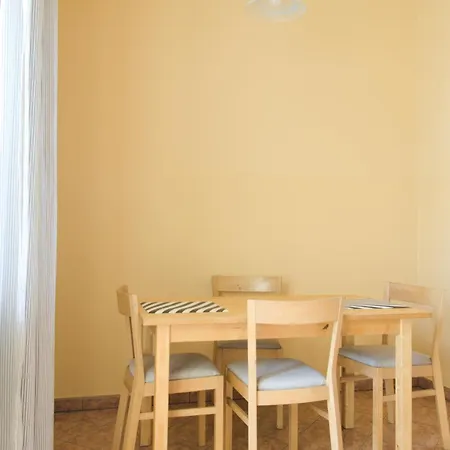 Calm Pedzichow Street Apartment Krakow