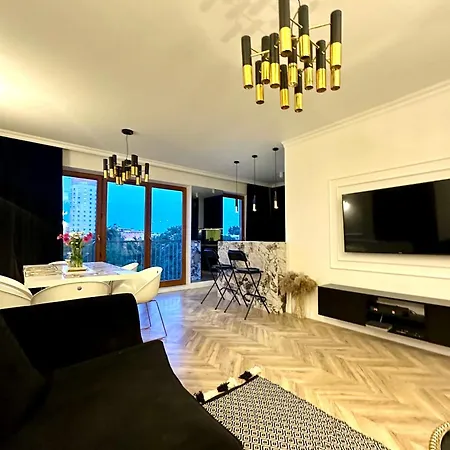 Mozarta Sky Terrace Vip 2-bed Apartment Krakow