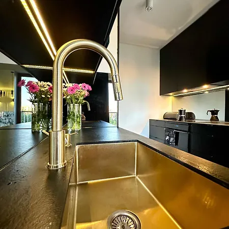 Apartment Mozarta Sky Terrace Vip 2-bed Krakow