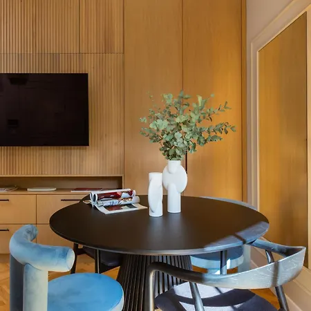 Fragola Old Town Apartment *