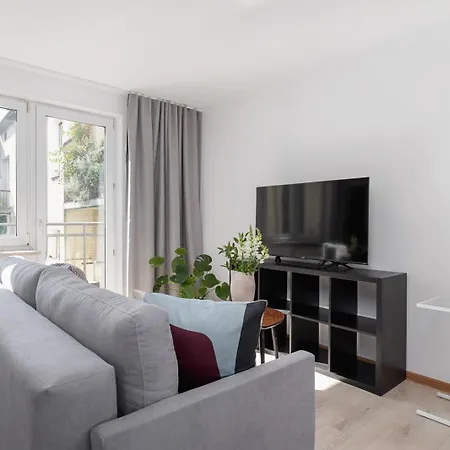 Apartment 4 Bedroom With A Balcony - Prochowa 1