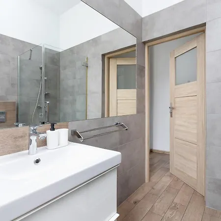1 Bedroom - Ludwika Zamenhofa 6 Street Kraków