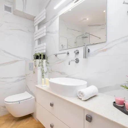 Warszauera Z Klimatyzacja Na Krakowskim Kazimierzu By Renters Apartment *