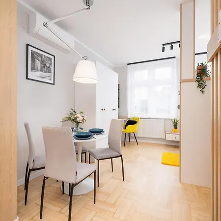 Warszauera Z Klimatyzacja Na Krakowskim Kazimierzu By Renters * Krakow