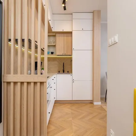Apartment Warszauera Z Klimatyzacja Na Krakowskim Kazimierzu By Renters Krakow