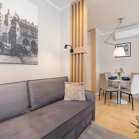 Warszauera Z Klimatyzacja Na Krakowskim Kazimierzu By Renters Apartment Krakow