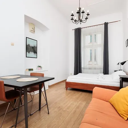 Charming Near The Main Market Square - By Upstairs Apartment Krakow
