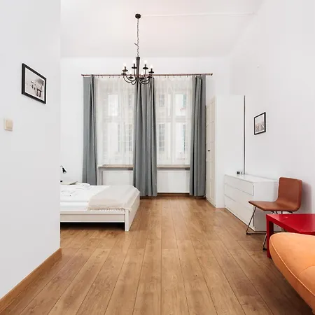 Apartment Charming Near The Main Market Square - By Upstairs *