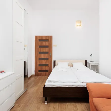 Charming Near The Main Market Square - By Upstairs Apartment Krakow
