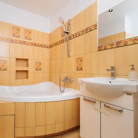 Charming Near The Main Market Square - By Upstairs * Krakow