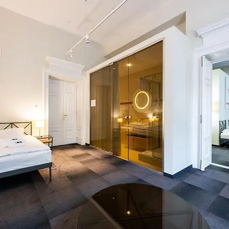 Home Aparthotel 4* Krakow