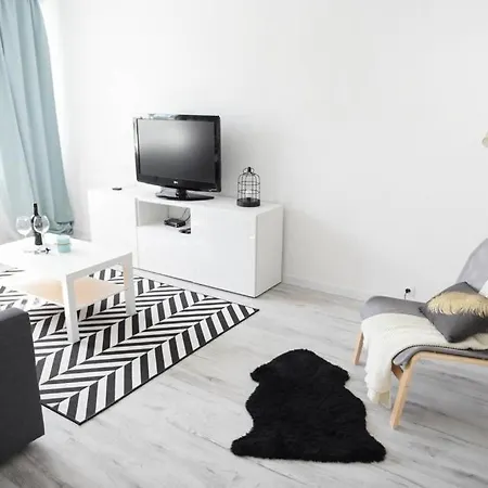 Pokoj Na Wynajem W Pieknej Lokalizacji Homestay *