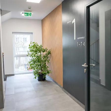 Weissa 7 * Kraków