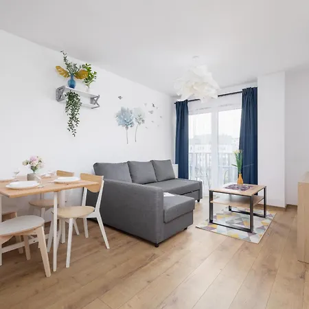 Apartment Nowoczesny W Krakowie Z Klimatyzacja I Parkingiem By Renters