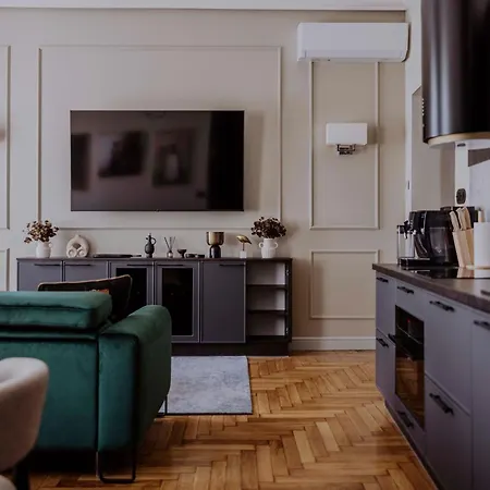 Crown Pearl - Wonderful Apartment, 110scm, 4 Appartamento