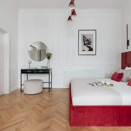 Apartment Pinot Noir - Loftaffair *
