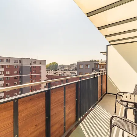 Prestige - 61m2, Parking, Balcony, Workspace, Ac - By Rentujemy Krakow