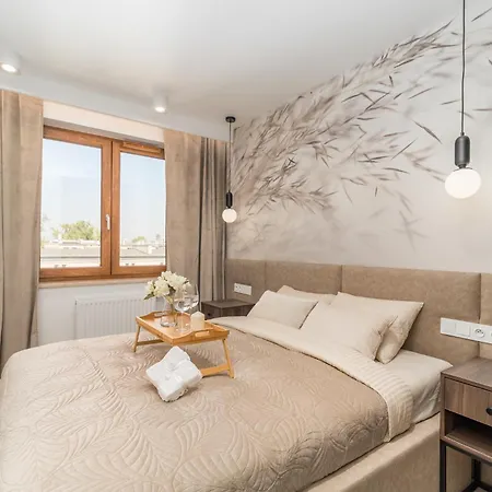 Apartment Prestige - 61m2, Parking, Balcony, Workspace, Ac - By Rentujemy *
