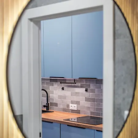Apartment Glowny - Location, Park&tram Nearby - By Rentujemy *