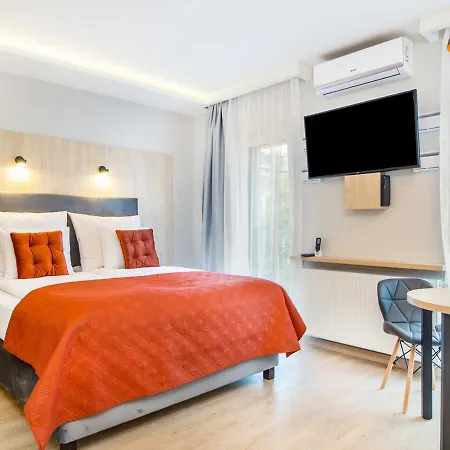 Inpoint Smart Apartments 3*