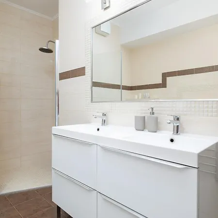 Lägenhet 3 Bedroom With Balcony - Skawinska 18 Kraków