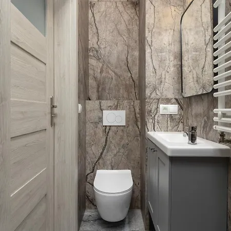 3 Bedroom With Balcony - Skawinska 18 Kraków