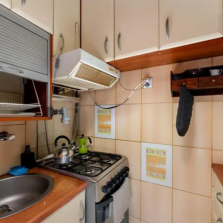 Nowa Huta Standard Apartment *