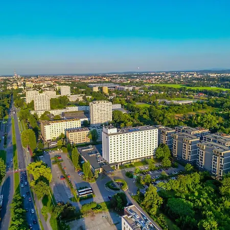 Novotel West