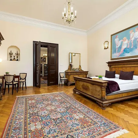 Apartment Efektowny I Przestronny W Centrum Krakowa Blisko Rynku I Parku By Renters