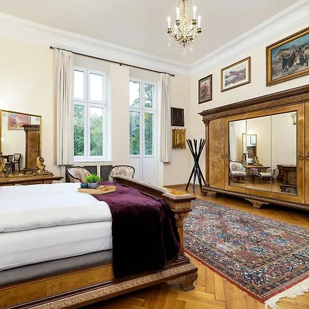 Efektowny I Przestronny W Centrum Krakowa Blisko Rynku I Parku By Renters Apartment