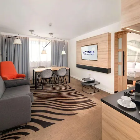 Novotel West 4*