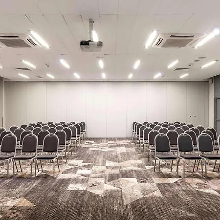 Novotel West