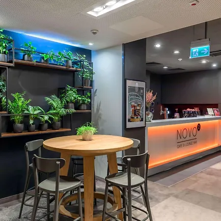 Novotel West Hotel 4*