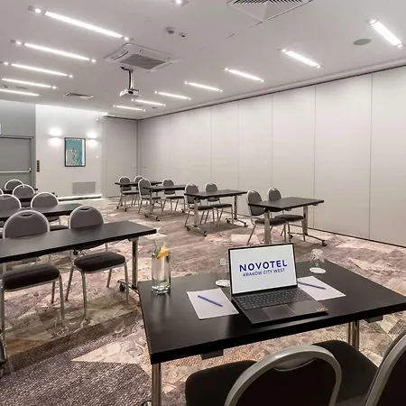 Novotel West 4*