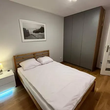 Bianco Apartament Reduta Park *