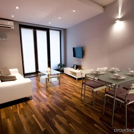 Hotel Weekend 4*