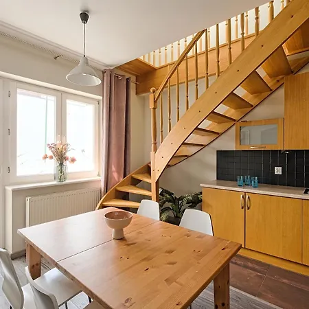 Apartment Golden Apartments/radz14