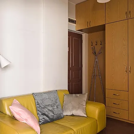 Golden Apartments/radz14 Apartment *