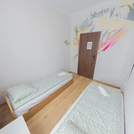 Graffiti Hostel