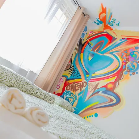 Graffiti Hostel