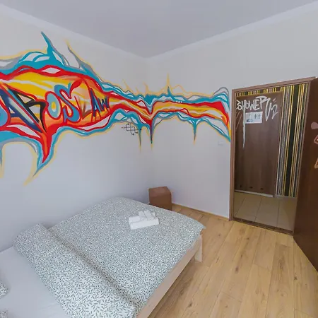 Graffiti Hostel