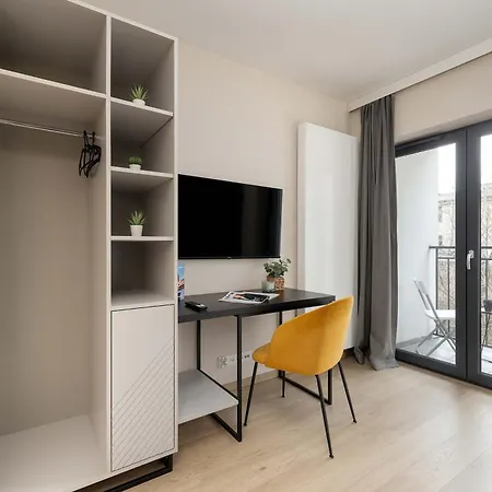 Spacious For 2 People By Renters Διαμέρισμα *